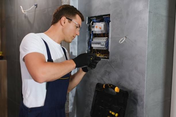 Best Emergency Electrical Repair  in Helotes, TX
